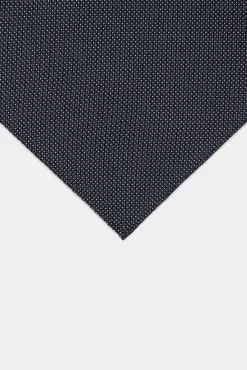 D2 Classic Pocket Square