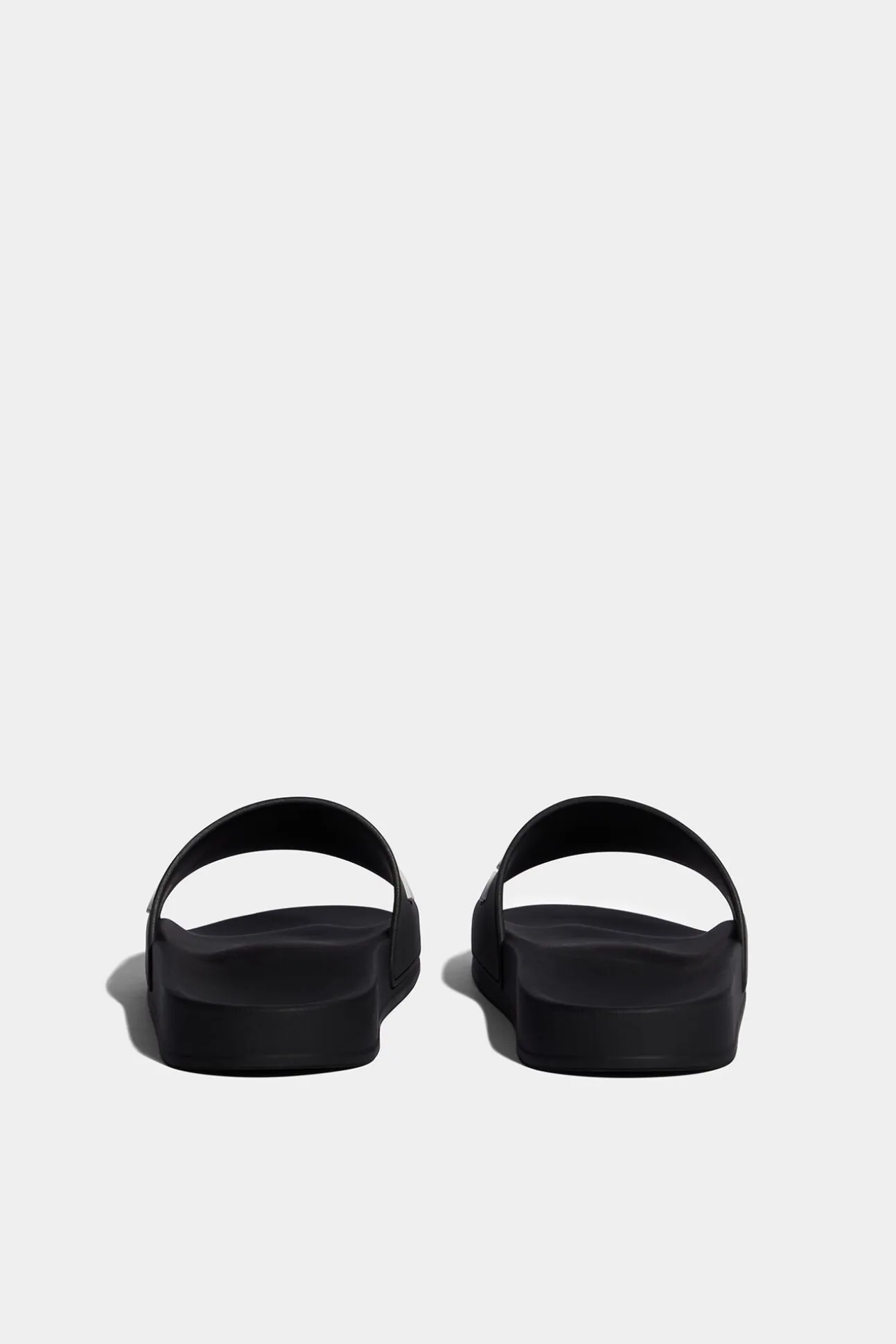 Dsquared2 Logo Slides