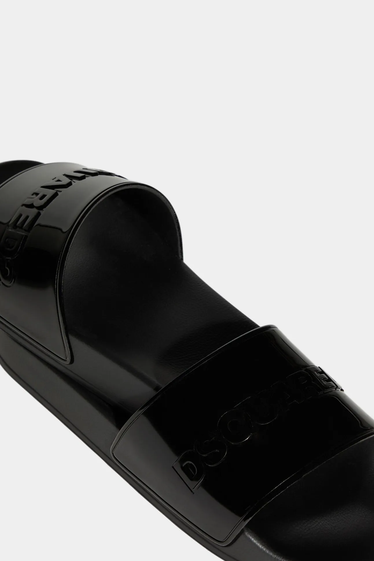 Dsquared2 Logo Slides