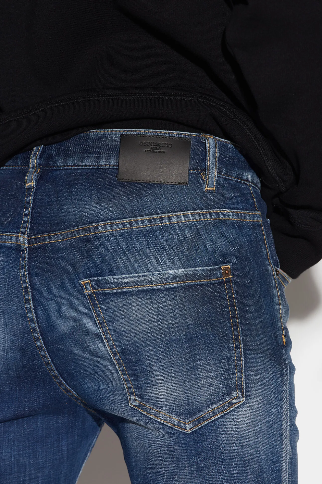 Medium Clean Wash Cool Girl Cropped Jeans