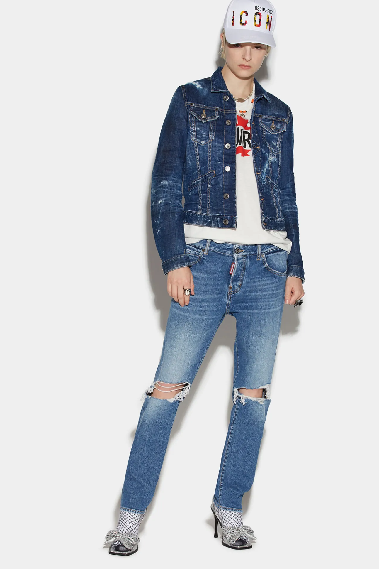 Medium Peekaboo Wash Cool Girl Jeans