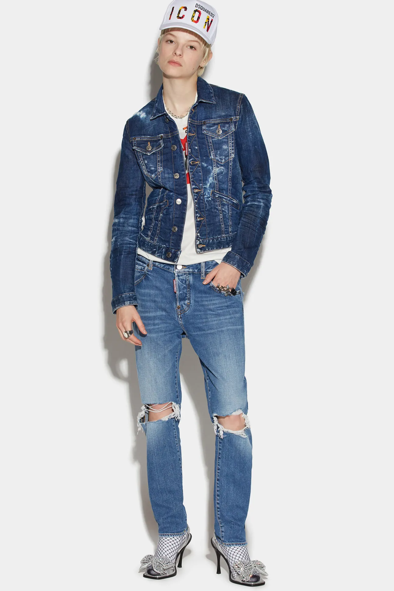 Medium Peekaboo Wash Cool Girl Jeans