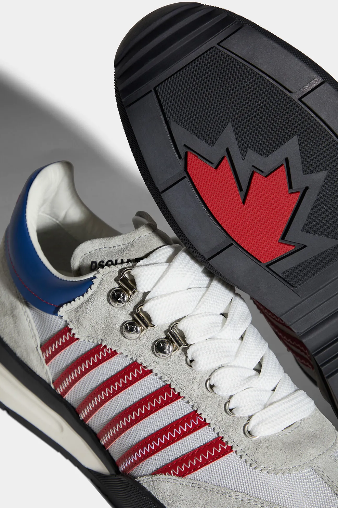 Original Legend Sneakers