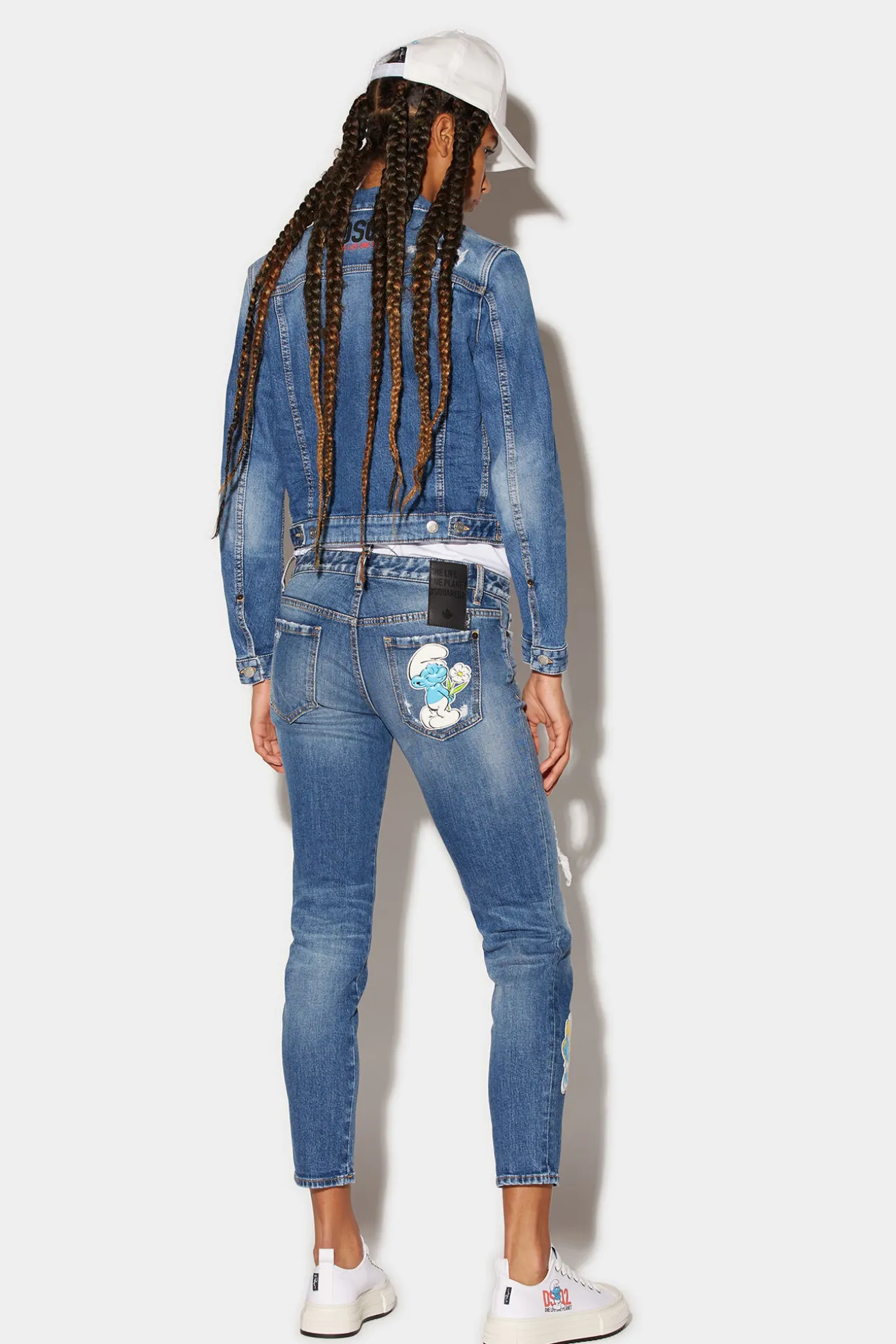 Smurfs Medium Ripped Wash Jennifer Jeans
